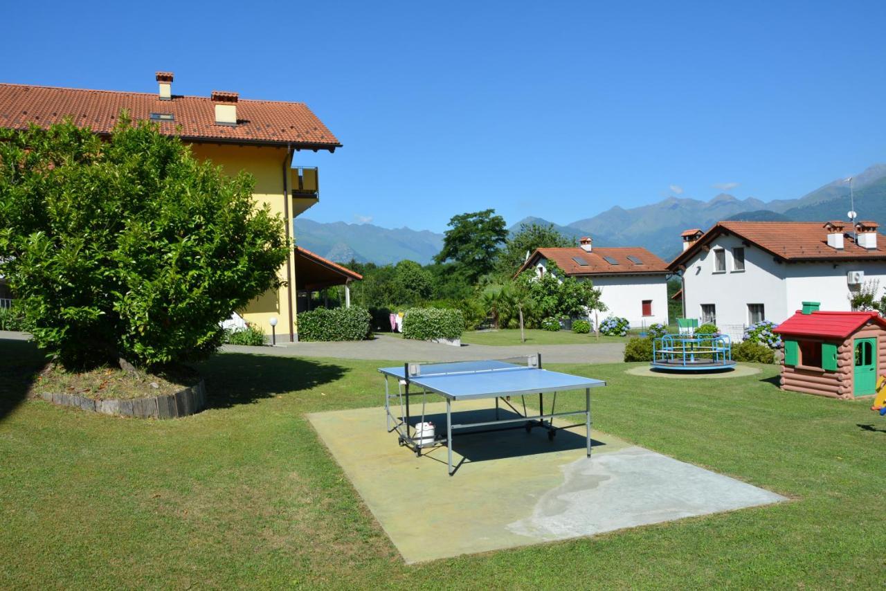Residence Girasole Casa Rossa A Colico Esterno foto