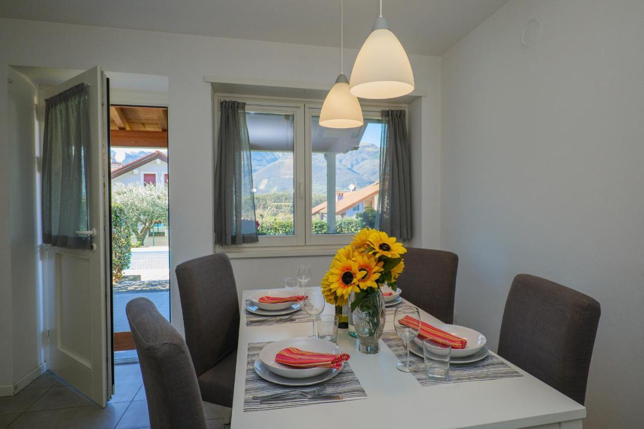 Residence Girasole Casa Rossa A Colico Esterno foto
