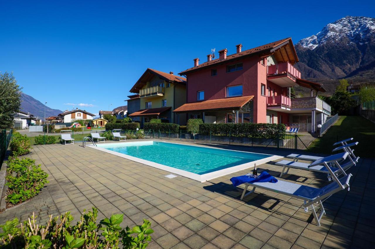 Residence Girasole Casa Rossa A Colico Esterno foto