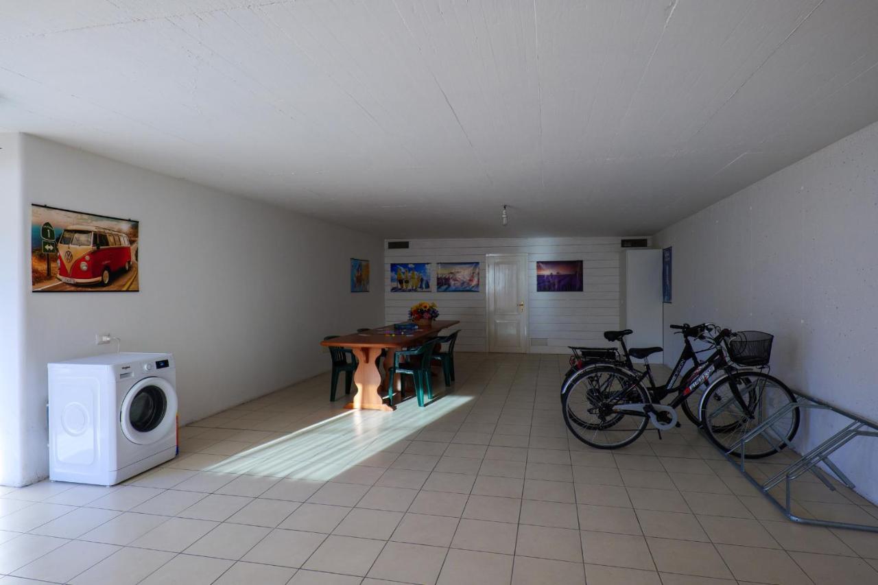Residence Girasole Casa Rossa A Colico Esterno foto
